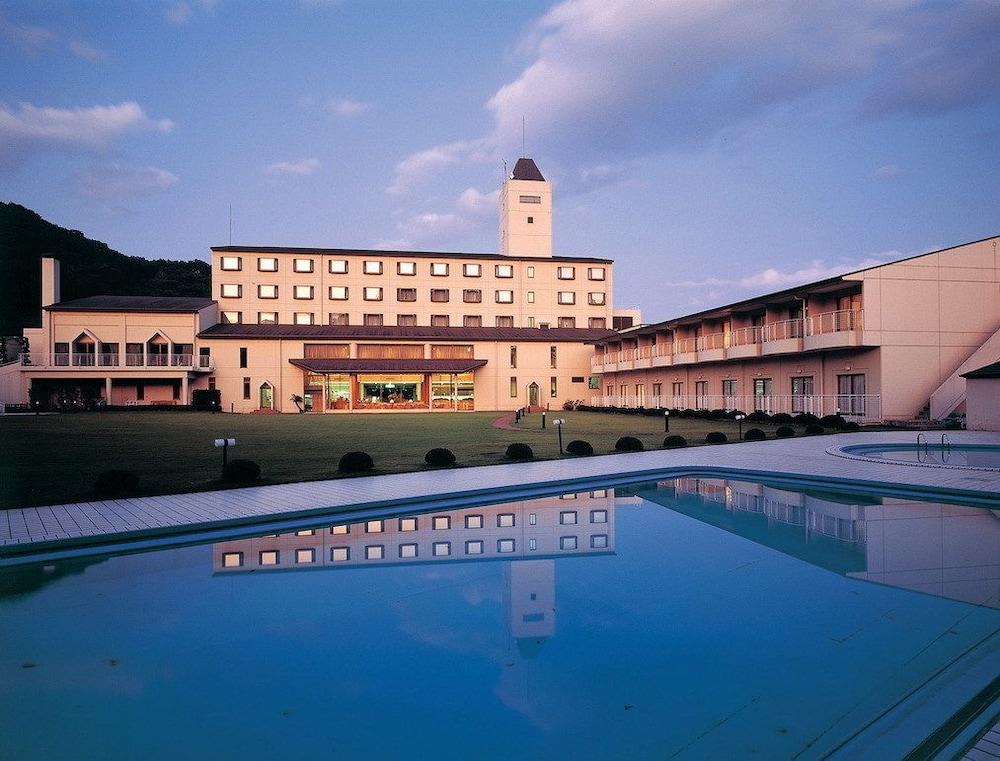 Akiu Resort Hotel Crescent Sendai Exterior photo