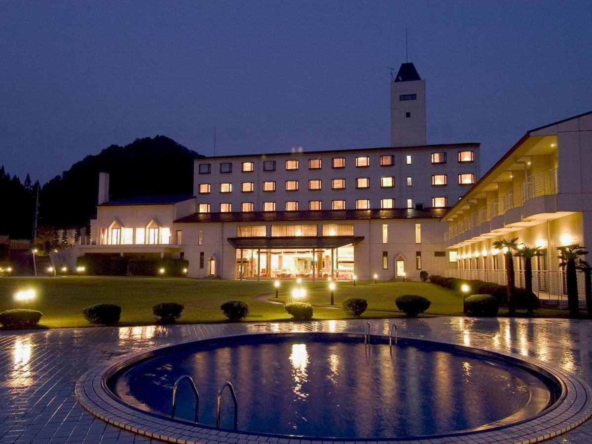 Akiu Resort Hotel Crescent Sendai Exterior photo
